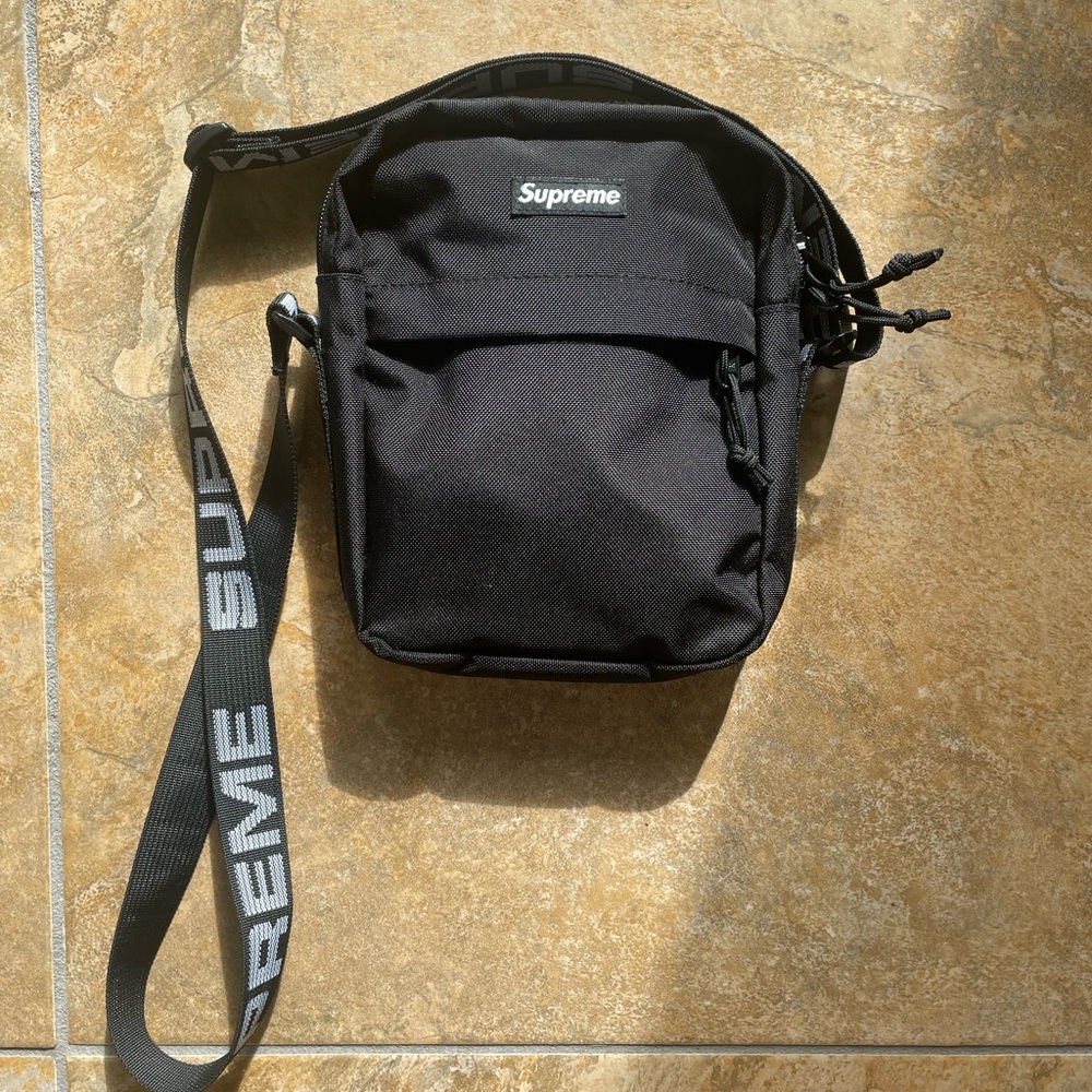 Supreme Bag Black